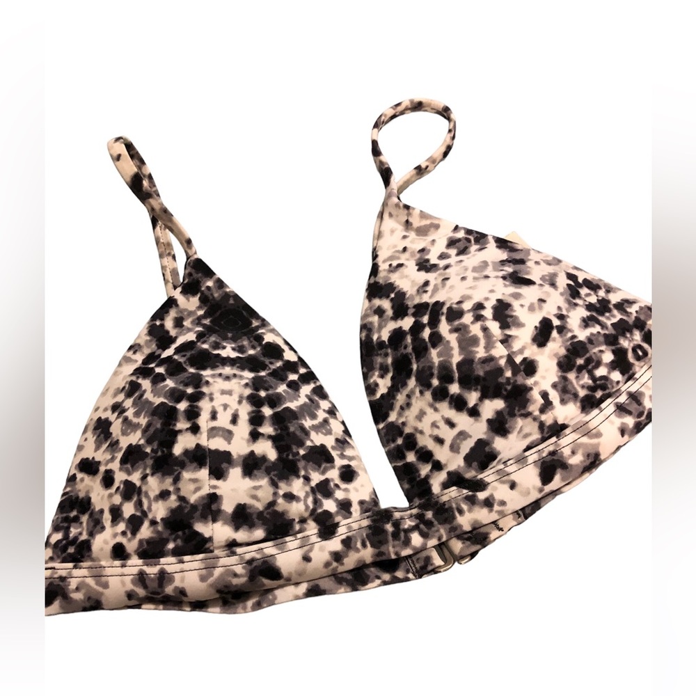 Hollister Tie Dye Triangle Bikini Top - Picture 3 of 6
